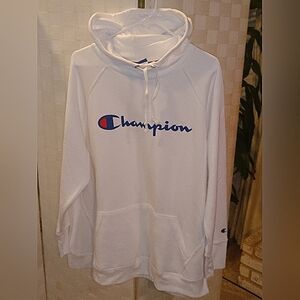 Champion women's plus size hoodie. NWT